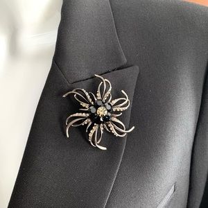 Vintage brooch pin back sparkling flower with shiny black beadings & rhinestones